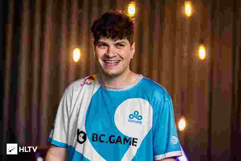 更是对球员 更是对球员