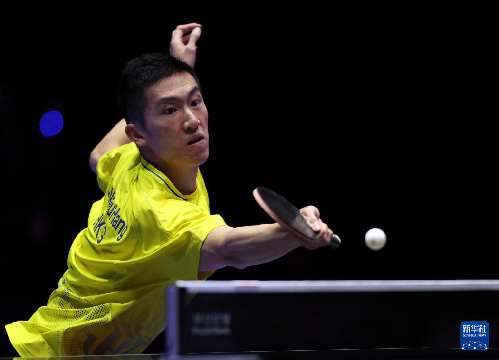 目追逐巨星 目追逐巨星