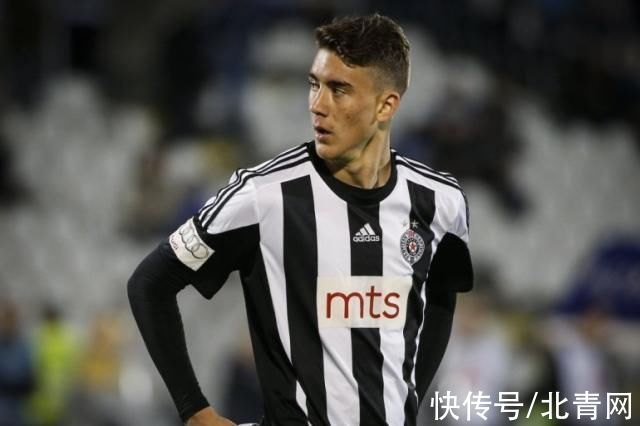 交在他手中 交在他手中