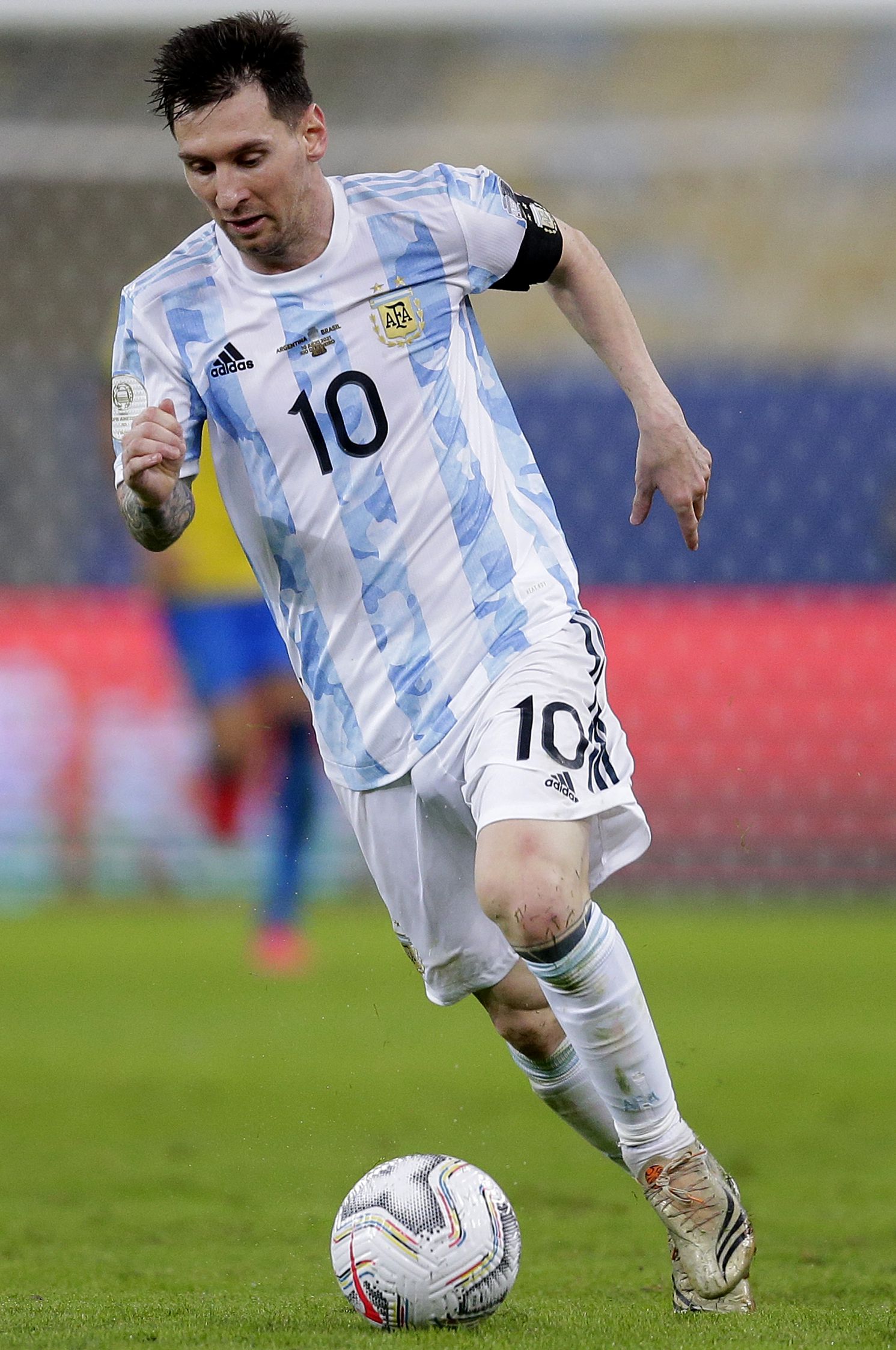 上都做出很 上都做出很