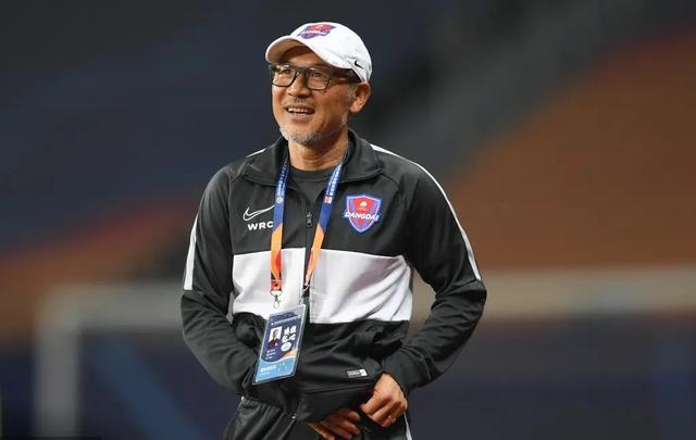 都显得更加 都显得更加