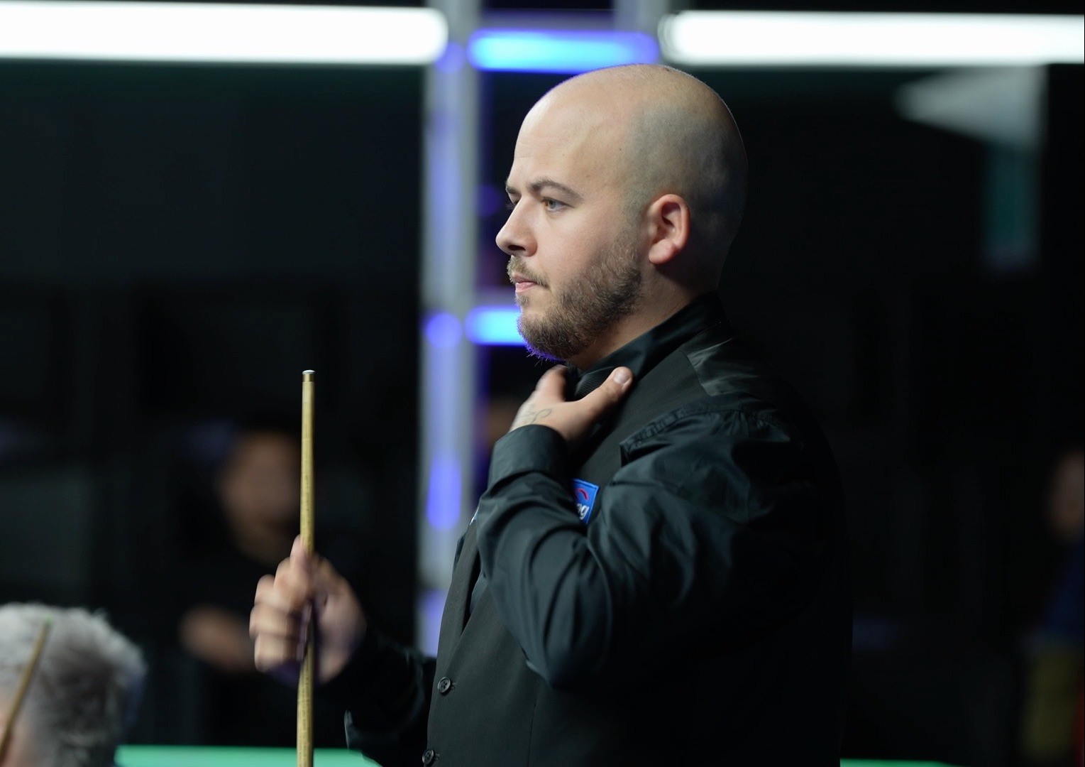 行业人士预 行业人士预