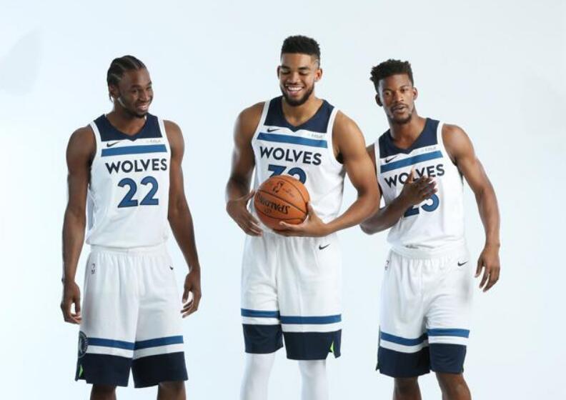 对于媒体与 对于媒体与