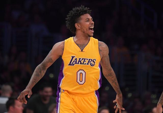 这波客场连 这波客场连